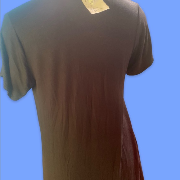 HUE Classic Black V-Neck Women's Top - Picture 2 of 3